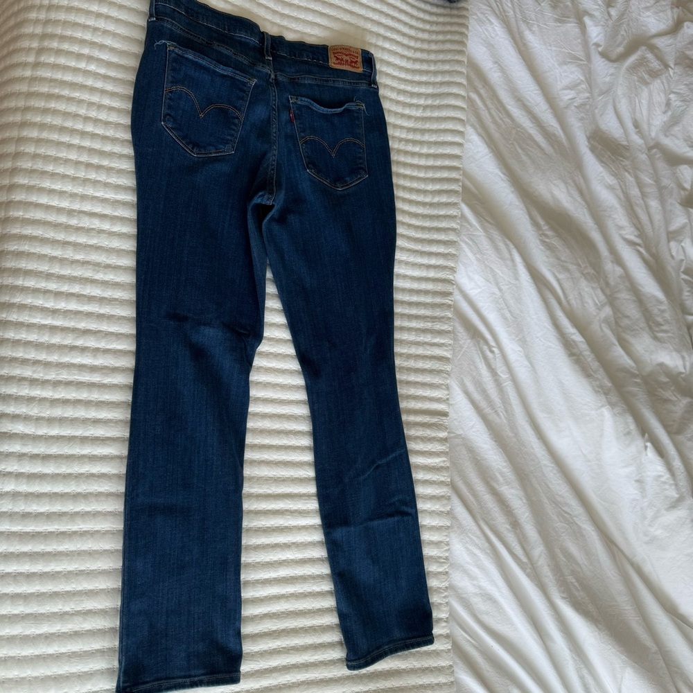Levi’s 724 High Rise Straight - Picture 9 of 9